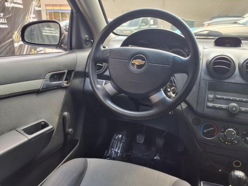 2009 Chevrolet Aveo5 1LS - Photo 12