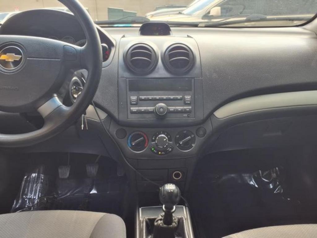2009 Chevrolet Aveo5 1LS - Photo 13
