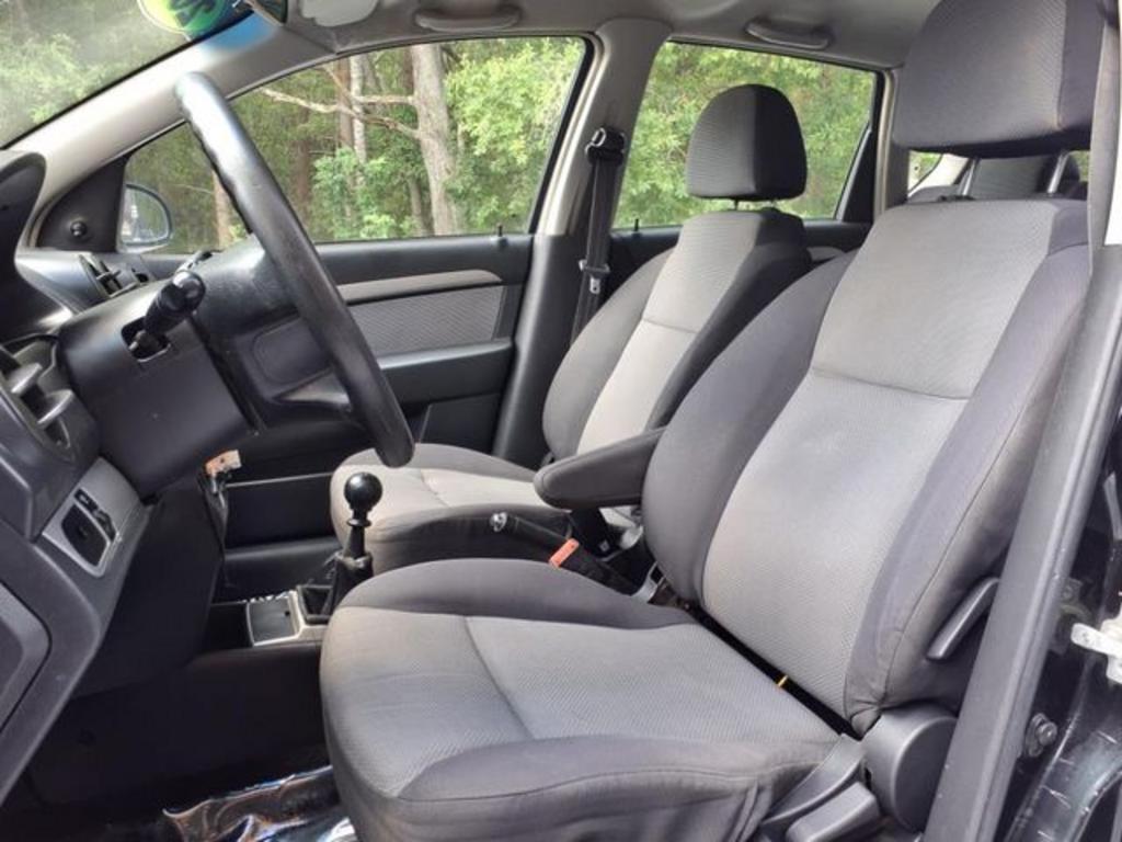 2009 Chevrolet Aveo5 1LS - Photo 10