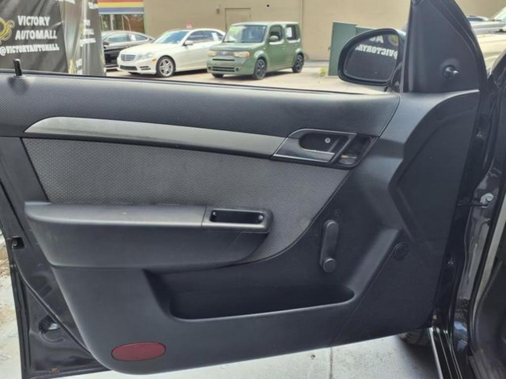 2009 Chevrolet Aveo5 1LS - Photo 8