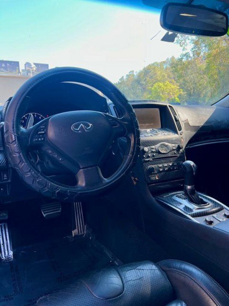 2010 INFINITI G Convertible 37 Sport - Photo 11