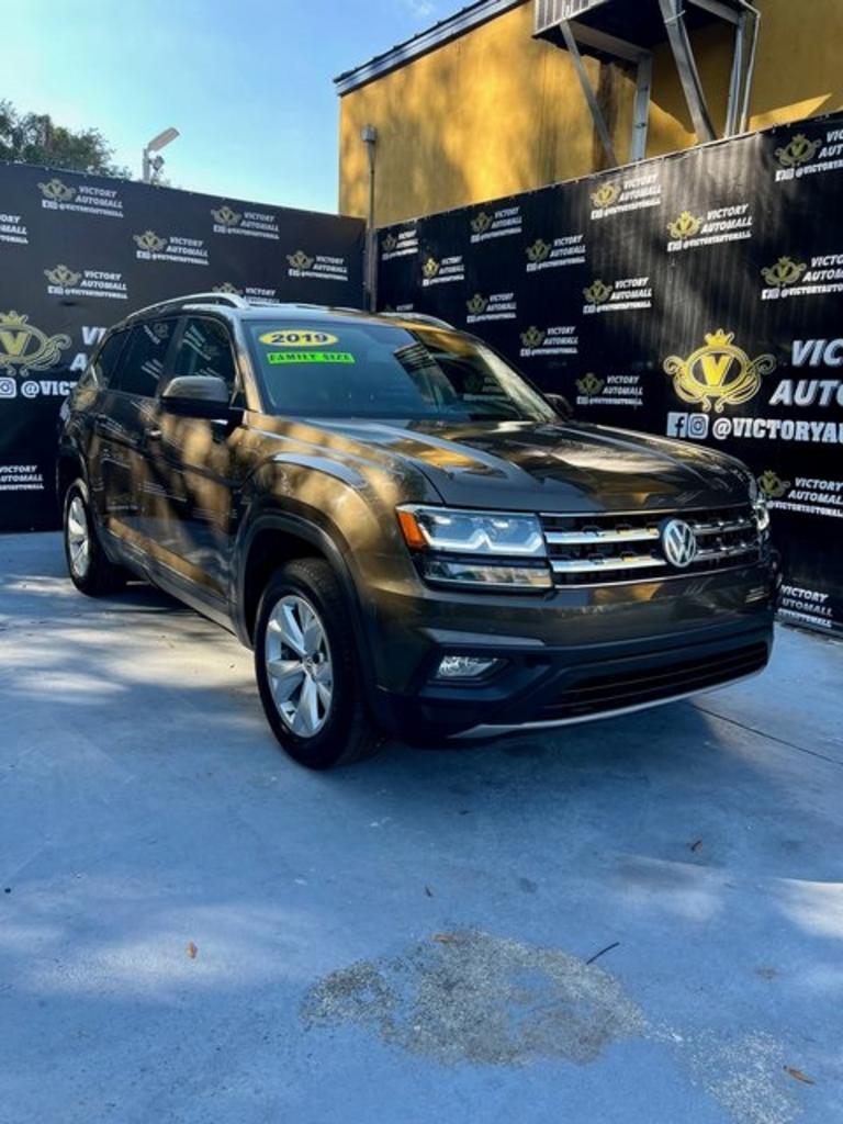 2019 Volkswagen Atlas SE's photo