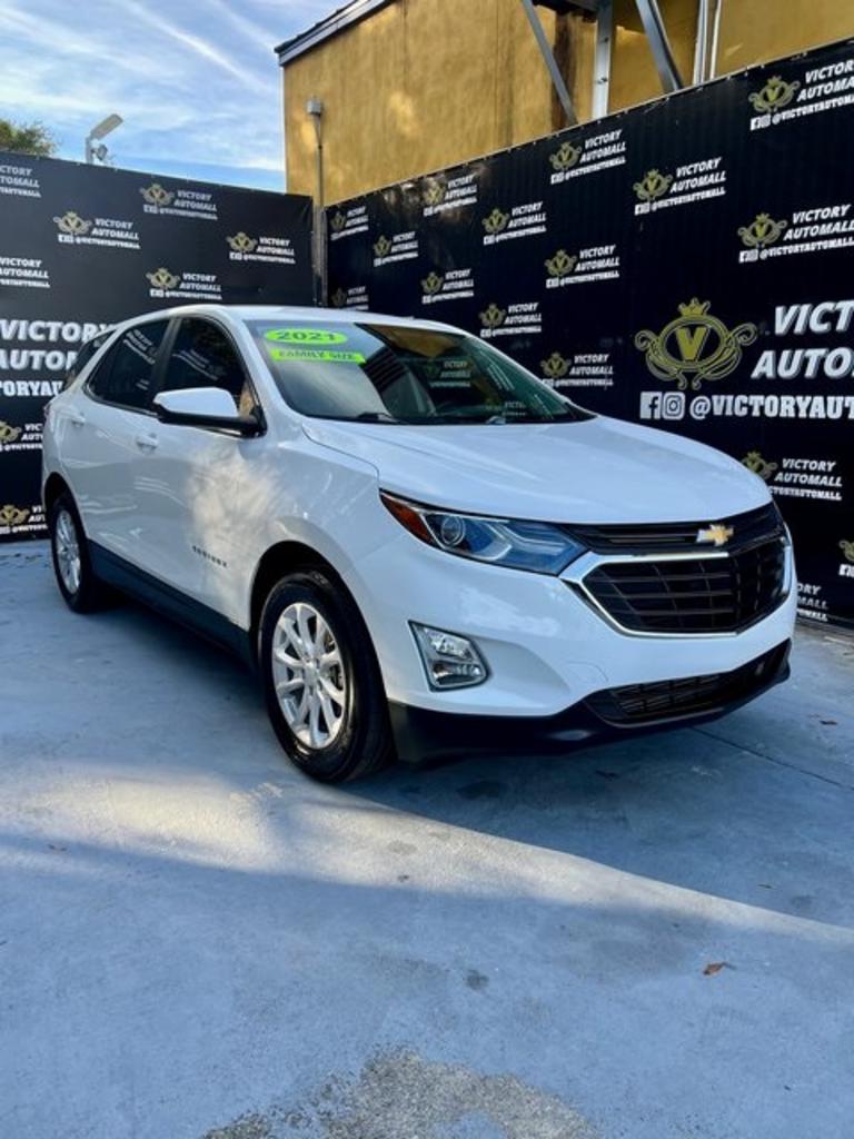 2021 Chevrolet Equinox LT's photo