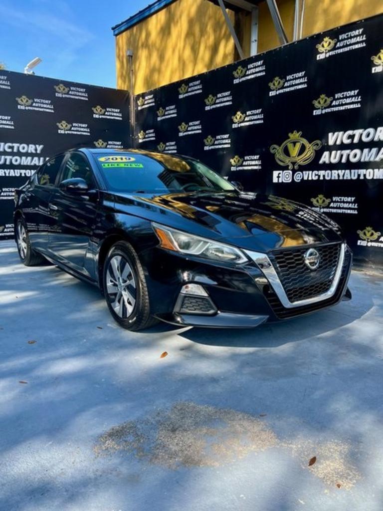 2019 Nissan Altima S's photo