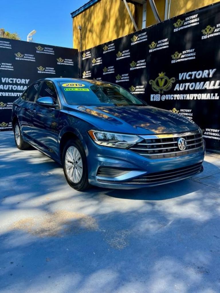 2019 Volkswagen Jetta SE's photo