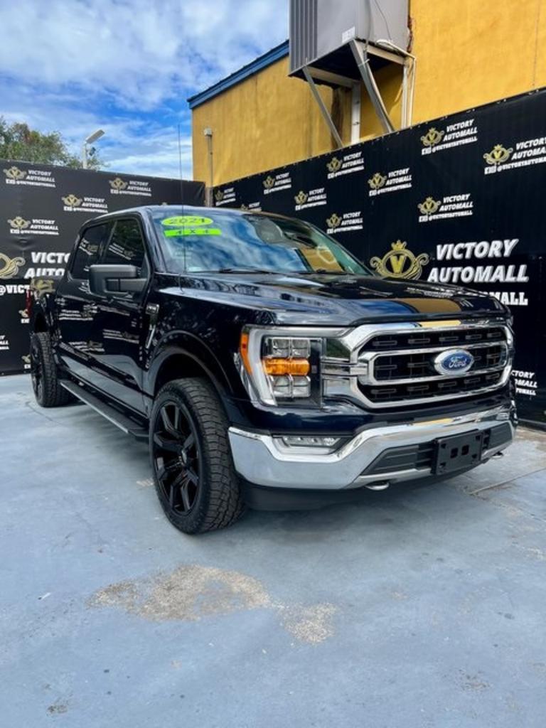 2021 Ford F-150 XL's photo