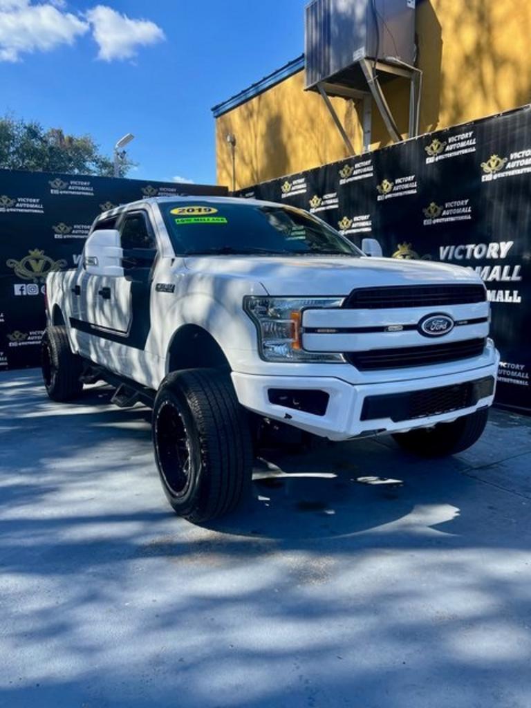 2019 Ford F-150 XL's photo